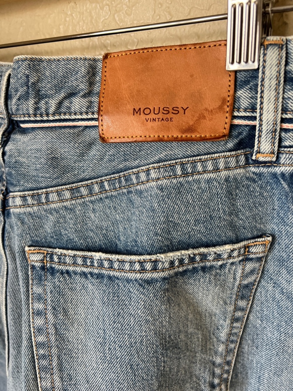 Moussy vintage step hem straight leg jeans 27 - Picture 7 of 8